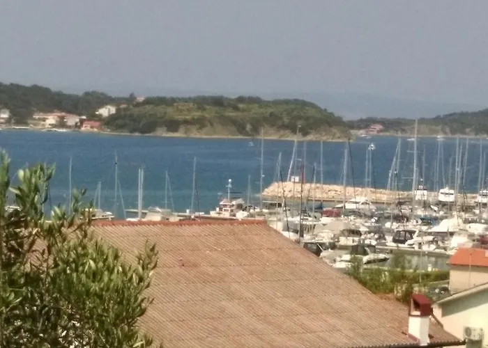 Zorka Apartament *